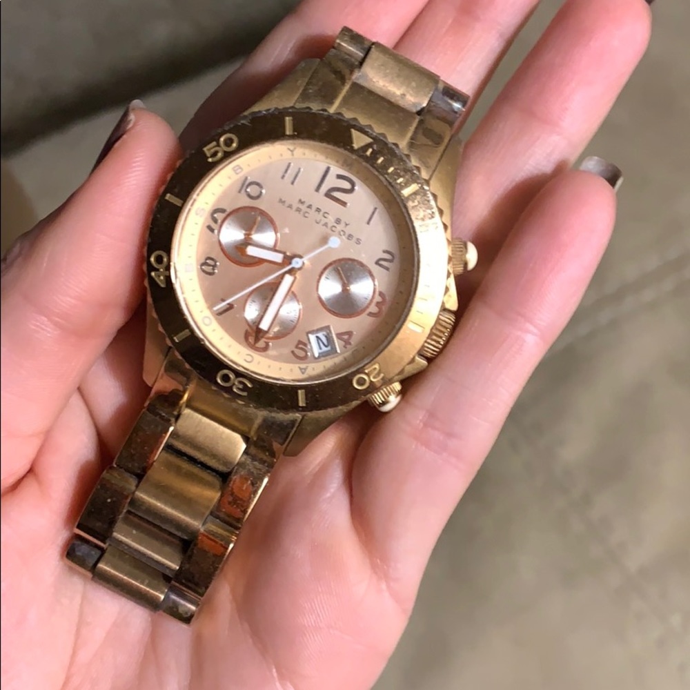 Marc Jacobs watch rose gold